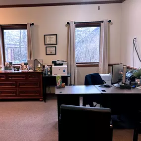 Interior photo of the consultation office in the AudioNova hearing clinic in Fort Wayne, IN