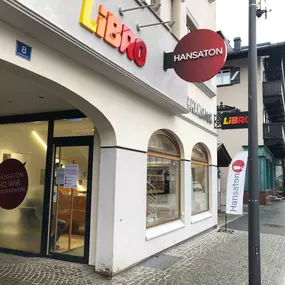 Hansaton Hörkompetenz-Zentrum Jochberger Straße 8, Kitzbühel von links kommend