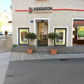 Hansaton Hörkompetenz-Zentrum Wichtlhuberstraße 4, Hallein von der gegenüberliegenden Straßenseite kommend