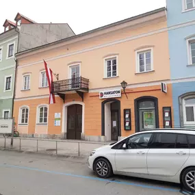 Hansaton Hörkompetenz-Zentrum Raffaltplatz 6, Murau von rechts kommend