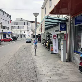 Hansaton Hörkompetenz-Zentrum Rossmarkt 22, Grieskirchen von rechts kommend