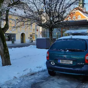 Hansaton Hörkompetenz-Zentrum Hauptplatz 31, Deutschlandsberg von der gegenüberliegenden Straßenseite kommend