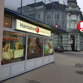 Hansaton Hörkompetenz-Zentrum Am Spitz 10, Wien Floridsdorf von links kommend