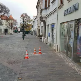 Hansaton Hörkompetenz-Zentrum Hauptstraße 12, Eisenstadt von rechts kommend