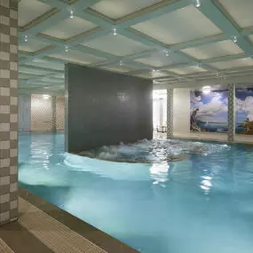 PISCINE EAU DE MER 32°- THE PURIST RETREAT & SPA