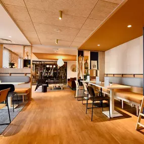 HOTEL IBIS STYLES NANTES REZE AEROPORT ET RESTAURANT BAR LA TABLE D'EDOUARD