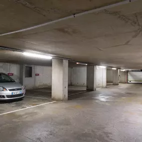 Parking privatif du Mercure Lyon Centre Lumière