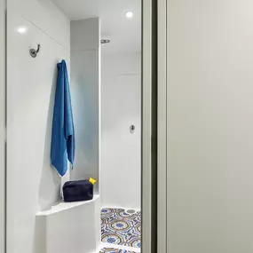 Douche partagée