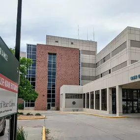 Avera Queen of Peace Hospital campus in Mitchell entrance photo