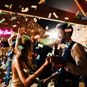 DJ Wedding Disco fun confetti