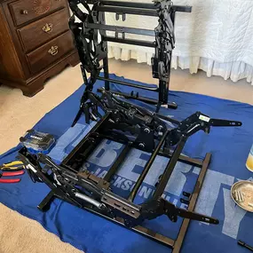 JR's Chair Repair offers professional recliner repair services to help extend the lifespan of your favorite chair. Whether your recliner is experiencing mechanical difficulties or comfort-related issues, I am here to make the necessary adjustments and repairs to ensure your recliner stays in top shape.