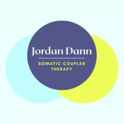 Logo van Jordan Dann, Trauma-Informed Somatic Therapy for Individuals and Couples