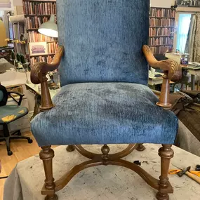 Bild von The Loft Upholstery
