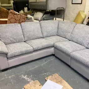 Bild von The Loft Upholstery