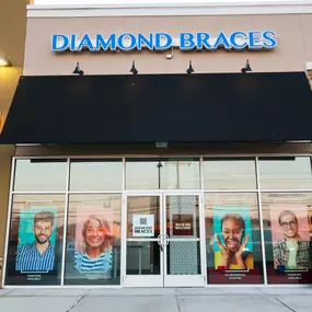 Bild von Diamond Braces Orthodontist: Braces & Invisalign