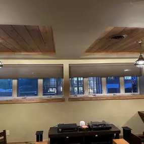 Roller shades are a sleek and practical choice for any room. They provide great light control and privacy while adding a clean, modern touch. Perfect for creating a comfortable and stylish space to relax or entertain. ????????