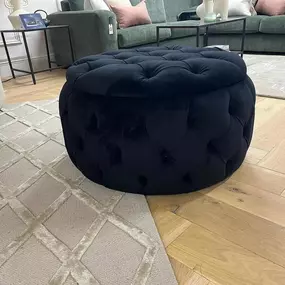 Bild von Queen Seating Upholstery
