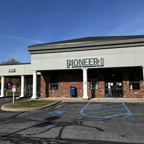 Bild von Pioneer - Clifton Park Branch