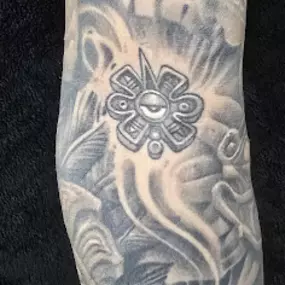 Bild von Phantom 8 Tattoo & Piercing
