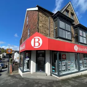 Bild von Blundells Sales and Letting Agents Banner Cross