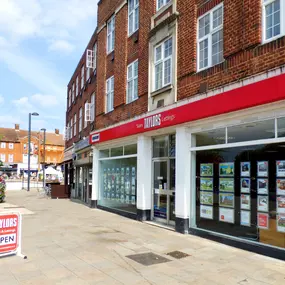 Bild von Taylors Sales and Letting Agents Watford - CLOSED