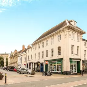 Bild von R A Bennett Estate Agents Warwick