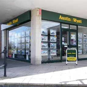 Bild von Austin and Wyatt Estate Agents Canford Heath