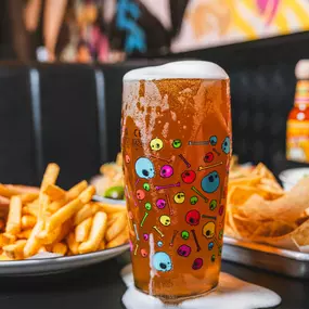 Bild von Black Tap Craft Burgers & Beer - Westfield