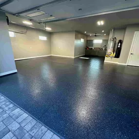 Bild von RX Garage Floor Coatings and Storage Solutions