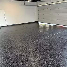 Bild von RX Garage Floor Coatings and Storage Solutions