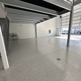 Bild von RX Garage Floor Coatings and Storage Solutions