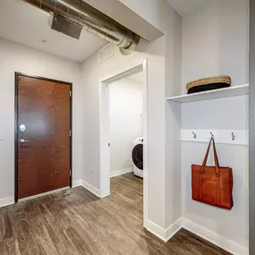 Entryway drop zone