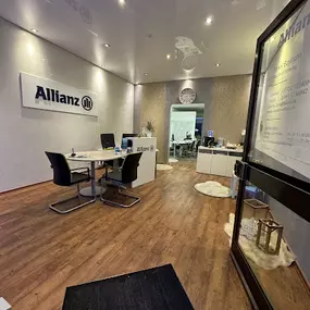 Bild von Bayram Emel Allianz-Agentur