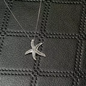 This stunning diamond starfish necklace is the perfect piece to elevate your upcoming spring break beach trip looks ????