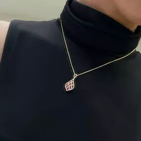This stunning ruby necklace is the perfect classic piece to add to your collection for a pop of color! ♥️