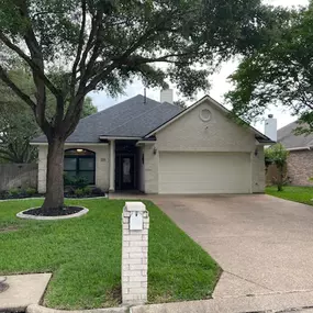 Bild von America's Choice Roofing & Seamless Gutters