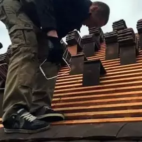 Bild von D and C Roofers and Decorators