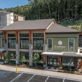 Canopy Luxury Apartments