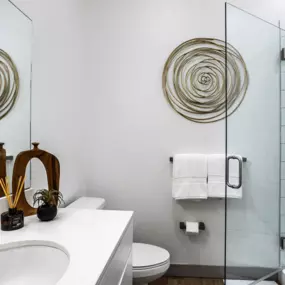 Luxurious Bathroom