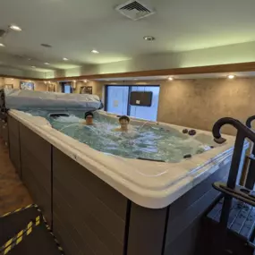 Bild von Bob's Intowne Spas