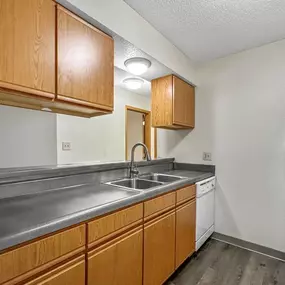 Kitchen with full appliances