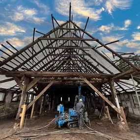 Nachgründung im Bestand / Osterholz-Scharmbeck / Lilienthal
Auch in Denkmalgeschützten Objekten können wir zuverlässig standsichere Gründungen umsetzen.