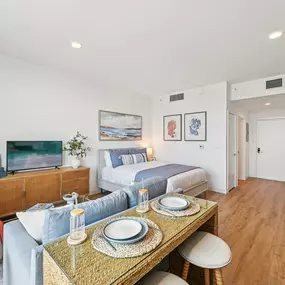 Bild von Vine on Clematis