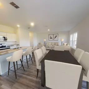 Experience everyday simplicity and convenience with our energy-efficient interiors and brand-new appliances.