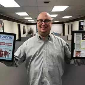 Recognized for Results
Holding onto milestones that matter. Jeremy showing off media moments that made an impact.