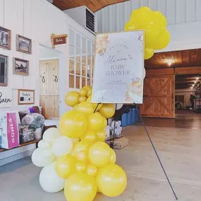Bild von Party On Butler | Pittsburgh Balloons