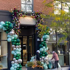 Bild von Party On Butler | Pittsburgh Balloons