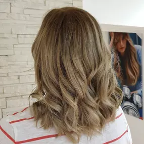 Friseur - Hairzstück Karin Siller, Kuchl