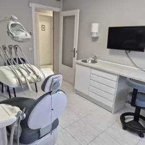 NOVOSURDENTAL2.png