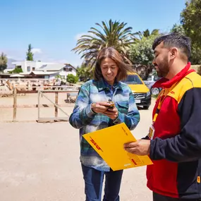 Bild von DHL Express Service Point (United Efforts of Excellence - iPayOn)